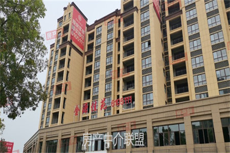 城东阳光海岸电梯房九楼，3室2厅1卫69.8万102m2出售